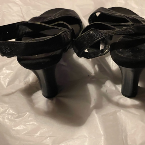 Aerosoles black leather sandals, GUC, size 8 - Picture 3 of 5